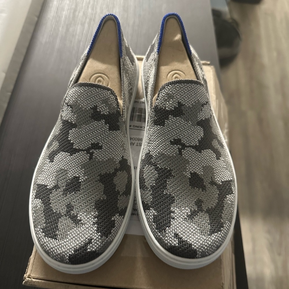 ROTHYS GREY CAMO - NEVER WORN ✨